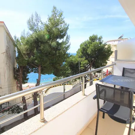 Apartamento Restaurant Argjiro