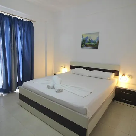 Apartamento Restaurant Argjiro *